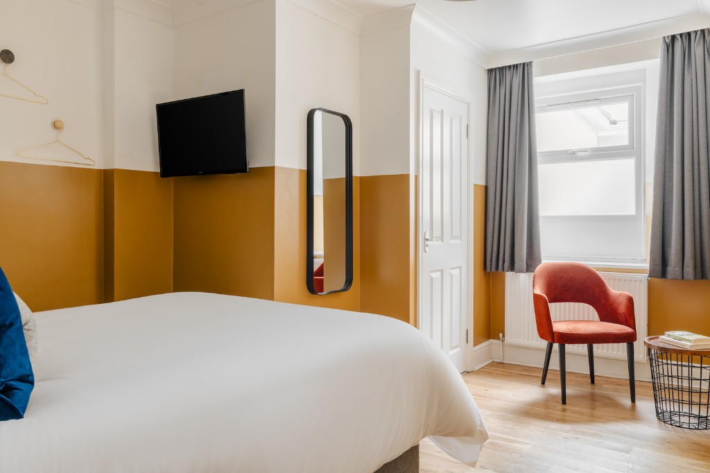 Camden Road Hotel | Bedmerge